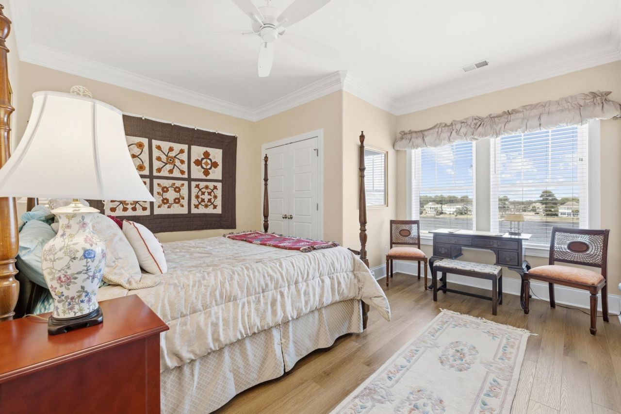 2001 Summer Rose Ln.  Photo 42