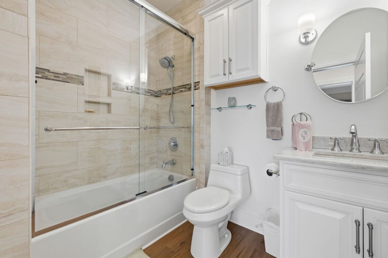 2001 Summer Rose Ln.  Photo 43