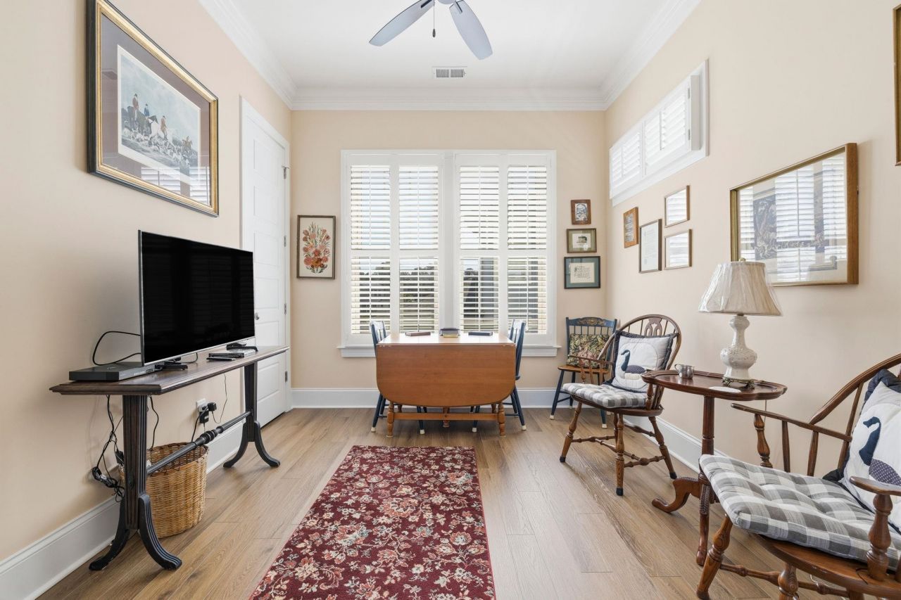 2001 Summer Rose Ln.  Photo 48