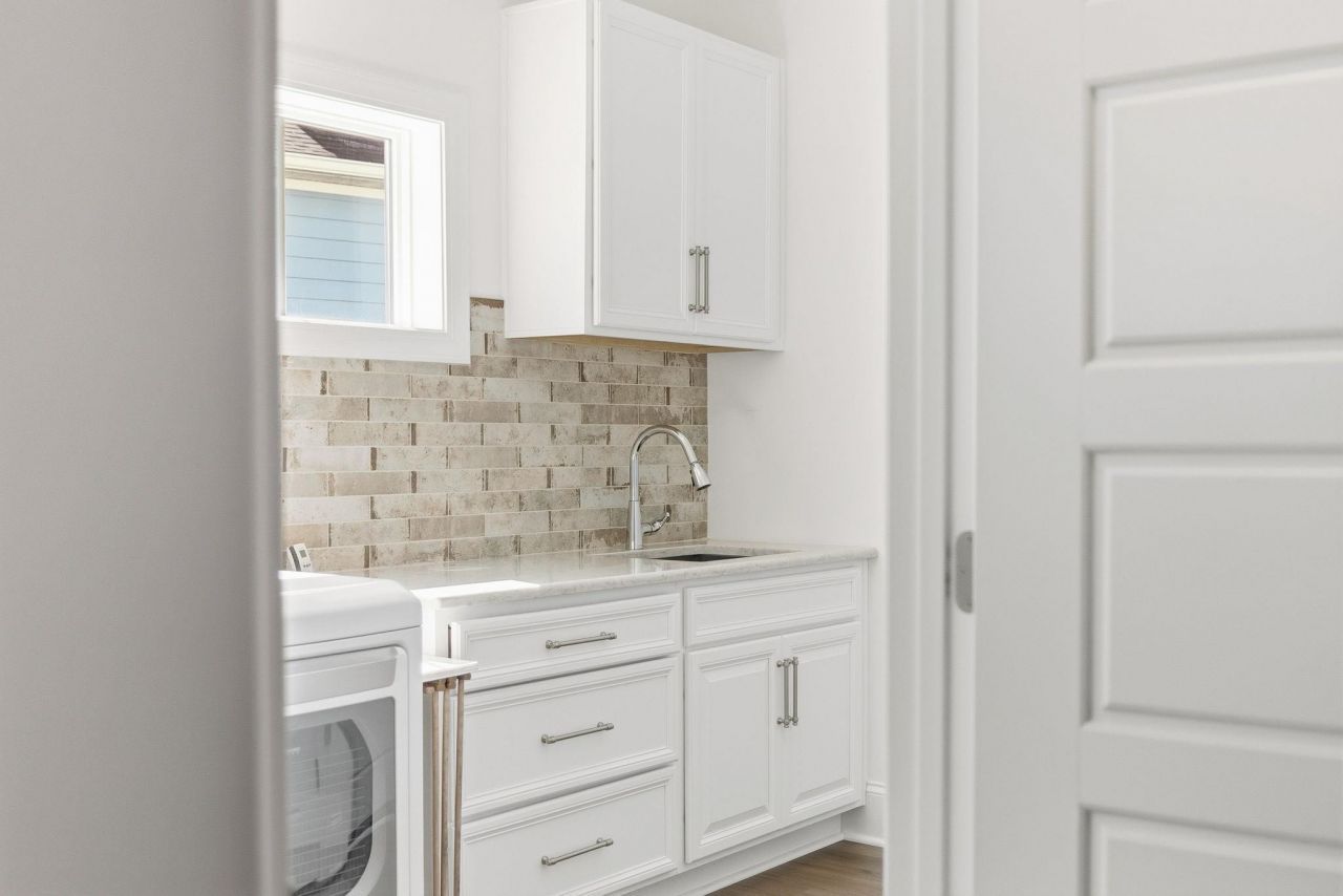 2001 Summer Rose Ln.  Photo 52