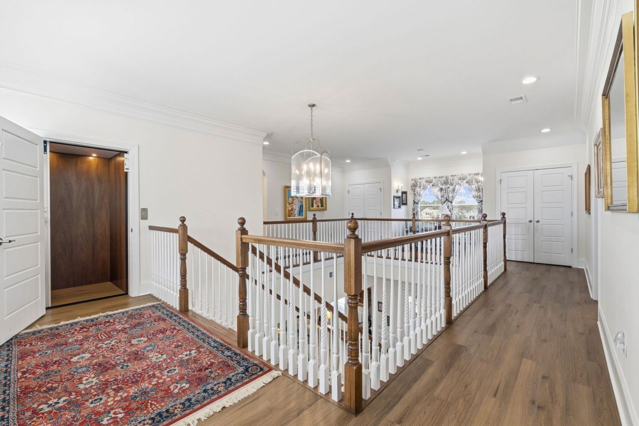 2001 Summer Rose Ln.  Photo 55