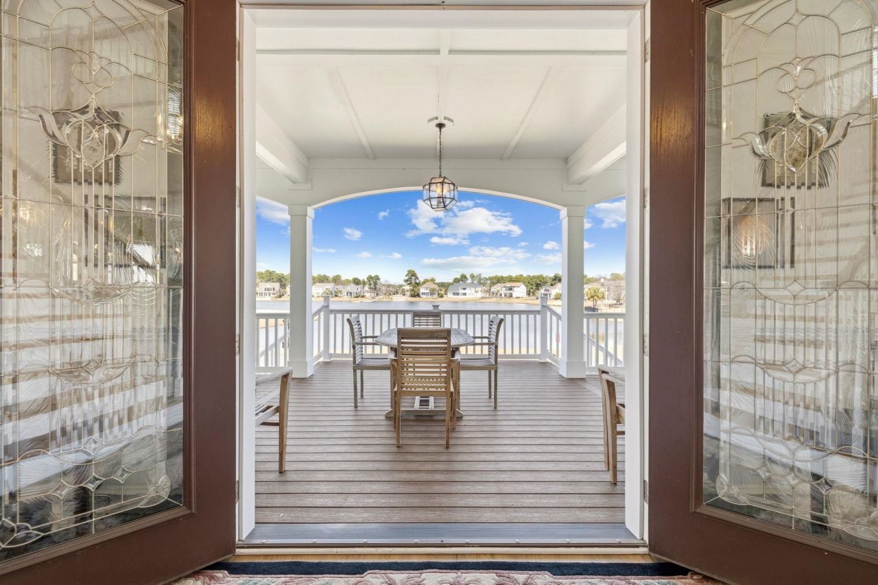 2001 Summer Rose Ln.  Photo 6