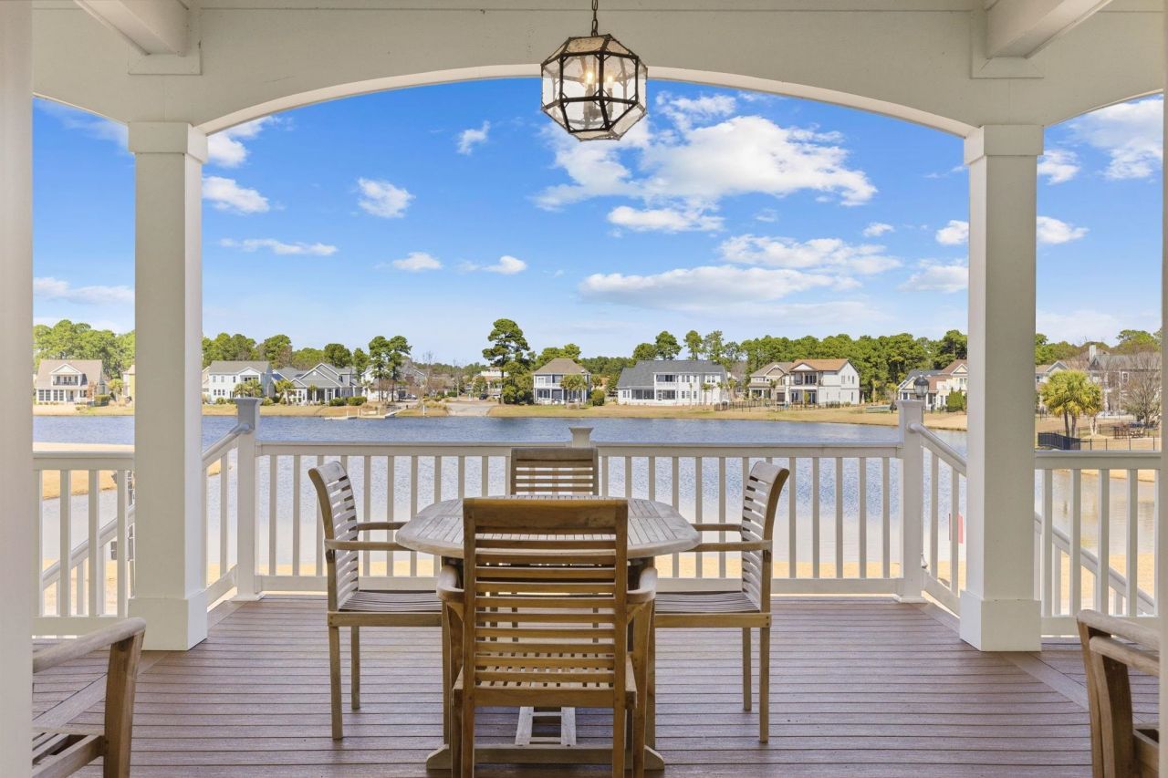 2001 Summer Rose Ln.  Photo 7