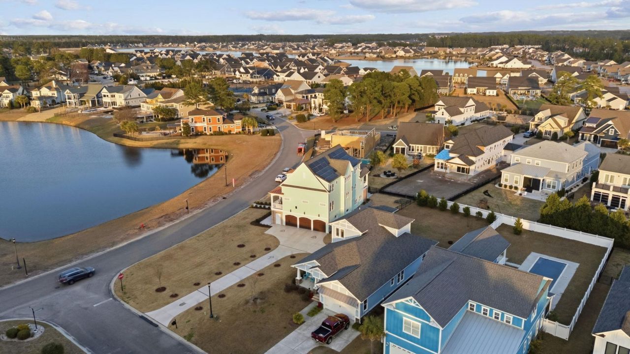 2001 Summer Rose Ln.  Photo 81