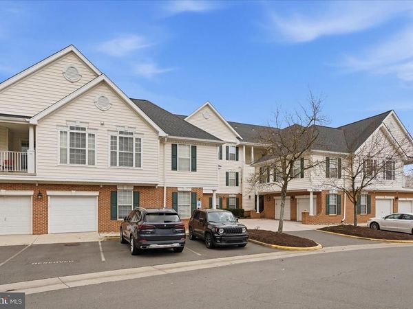 25300 LAKE MIST SQUARE, Unit 202, CHANTILLY, VA 20152
