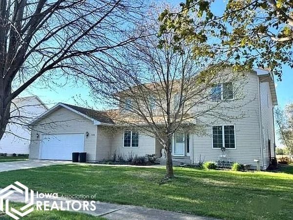 330 Sumac Road, Mason City, IA 50401