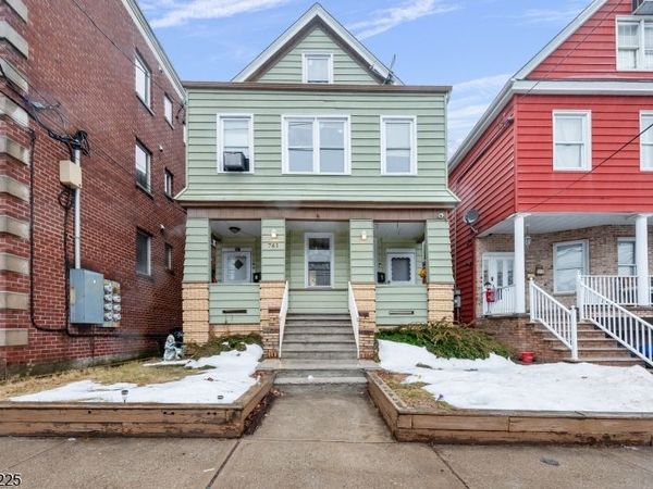 761 Kennedy Blvd, Bayonne, NJ 07002