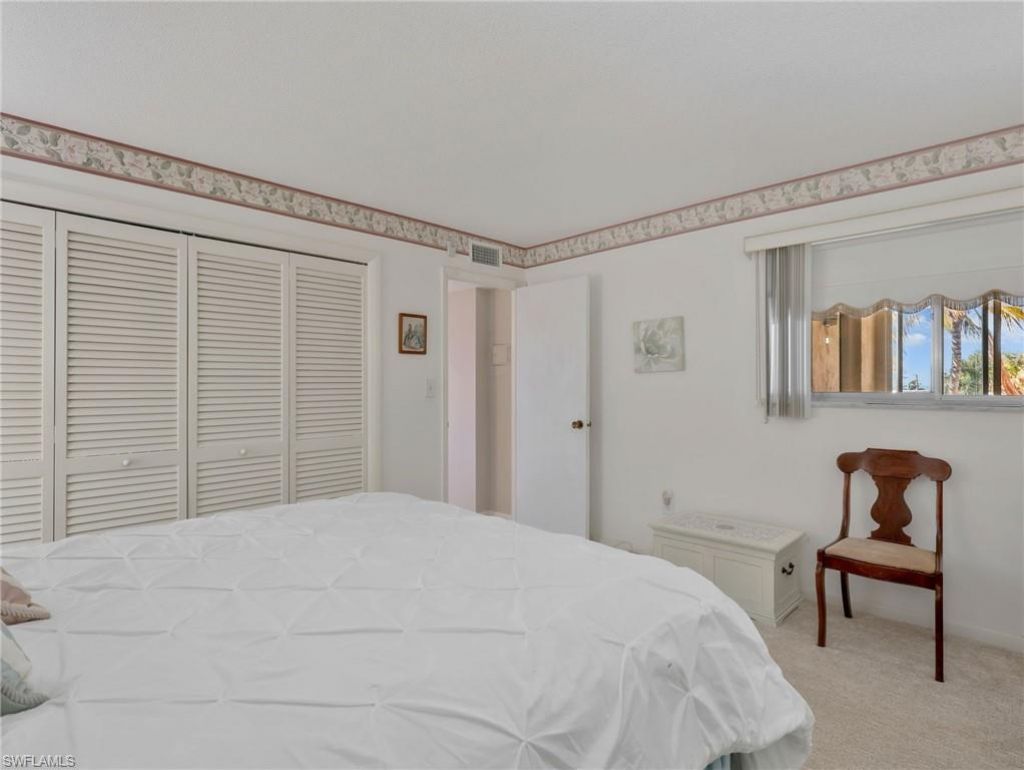 2150 Gulf Shore Blvd N, Unit 407, Naples, FL 34102 Photo