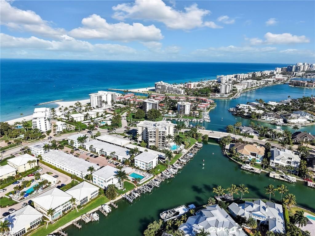 2150 Gulf Shore Blvd N, Unit 407, Naples, FL 34102 Photo