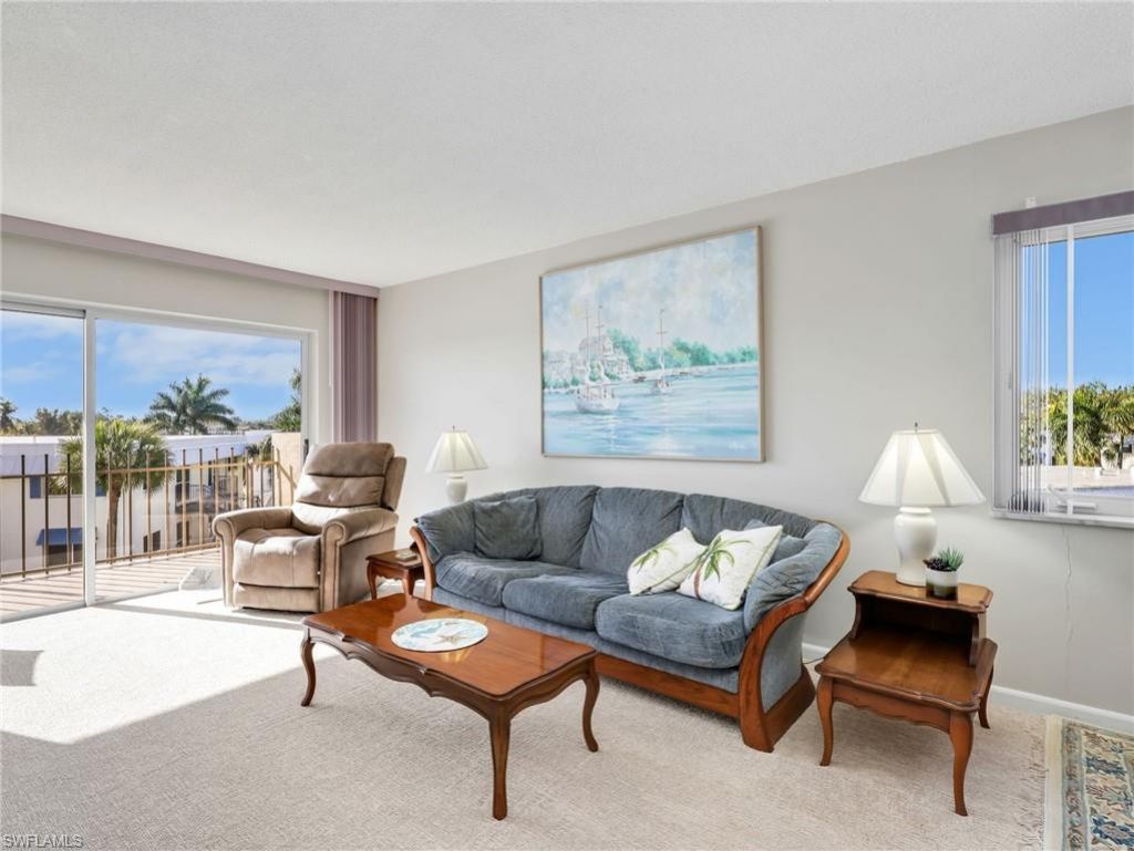 2150 Gulf Shore Blvd N, Unit 407, Naples, FL 34102 Photo