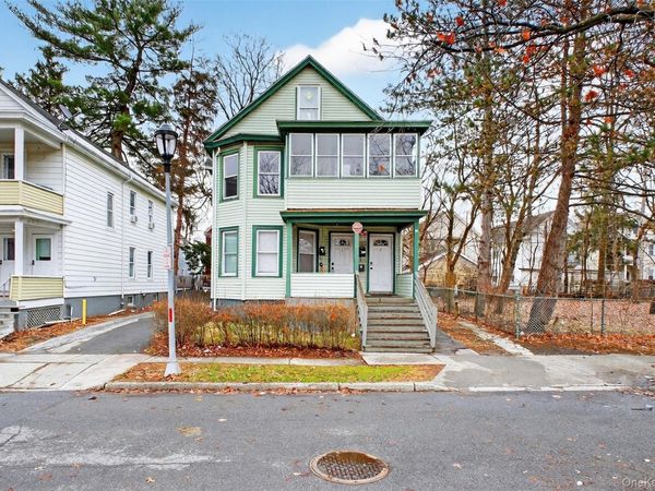 11 Manitou Avenue, Poughkeepsie, NY 12603