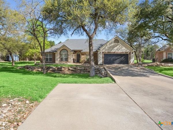 2808 Autumn Cove , Belton, TX 76513