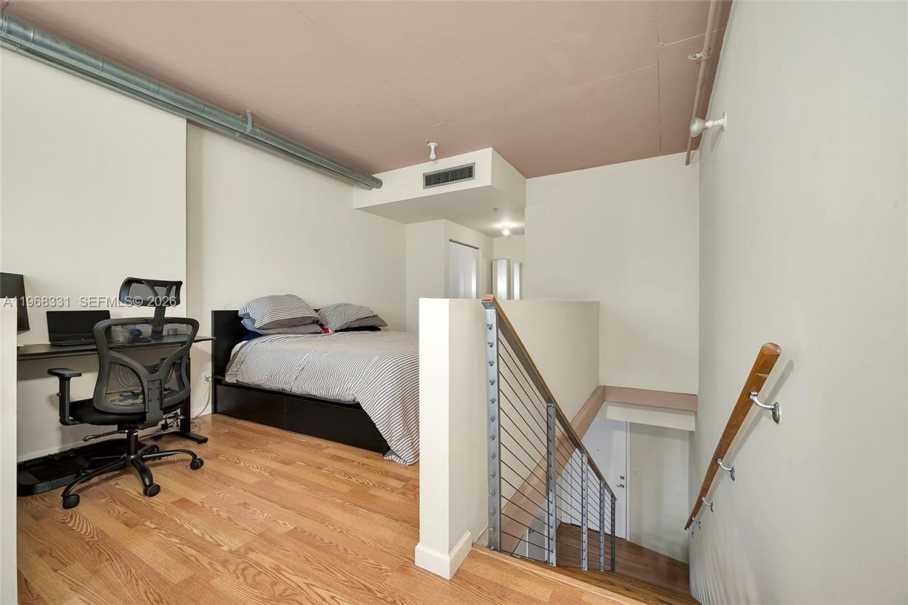 690 SW 1st Ct, Unit 1504, Miami, FL 33130 Photo