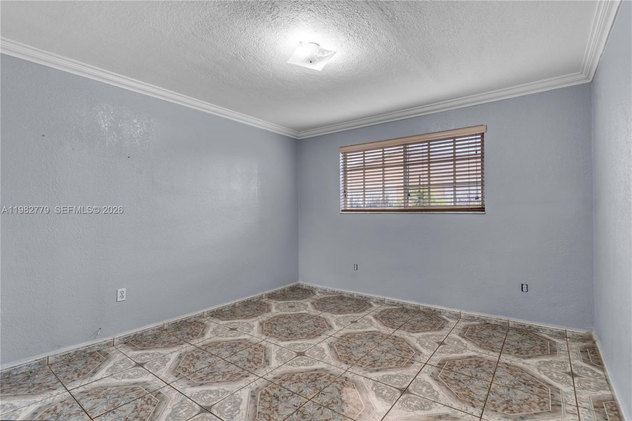 380 E 56th St, Hialeah, FL 33013 Photo