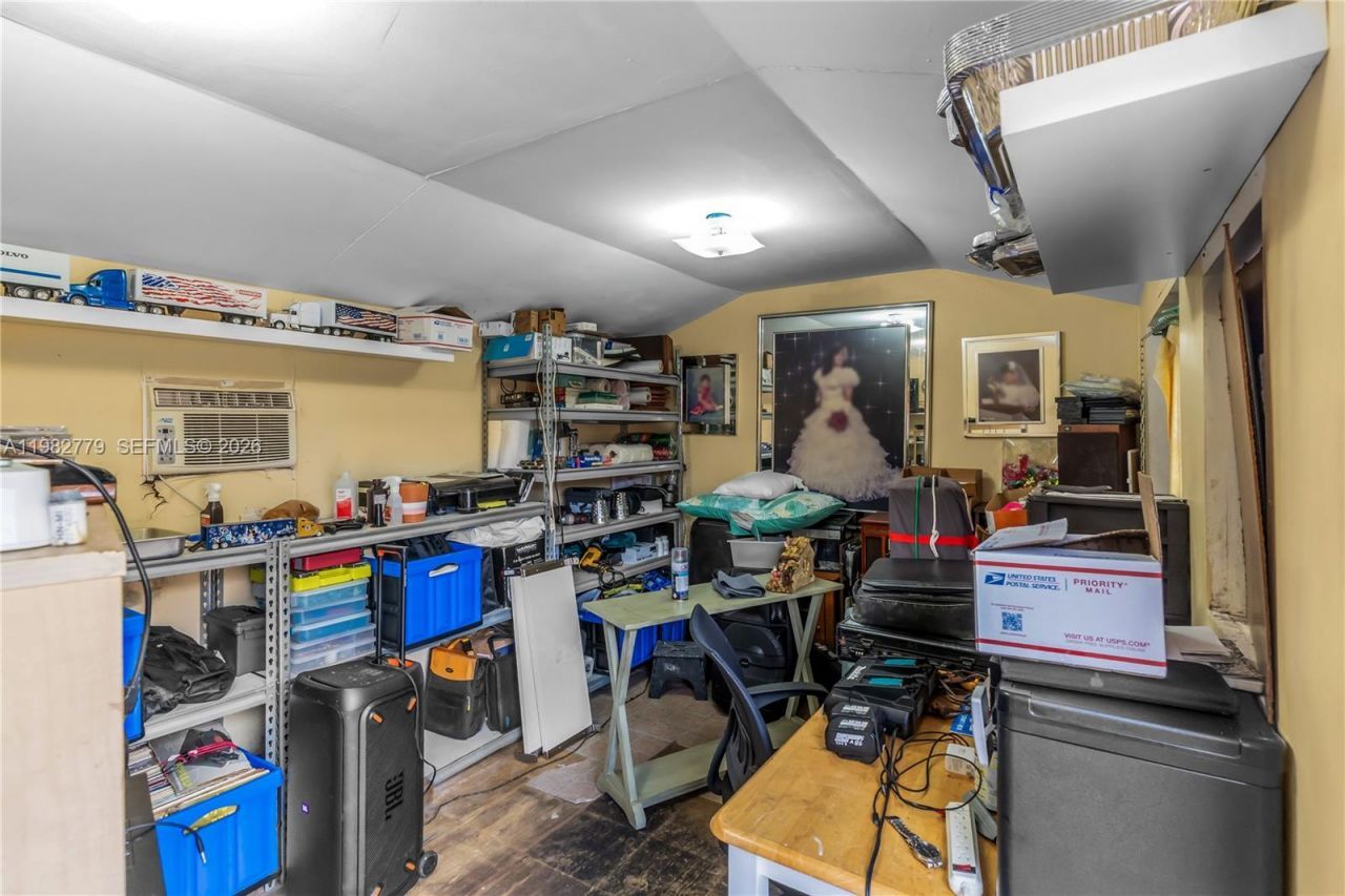 380 E 56th St, Hialeah, FL 33013 Photo