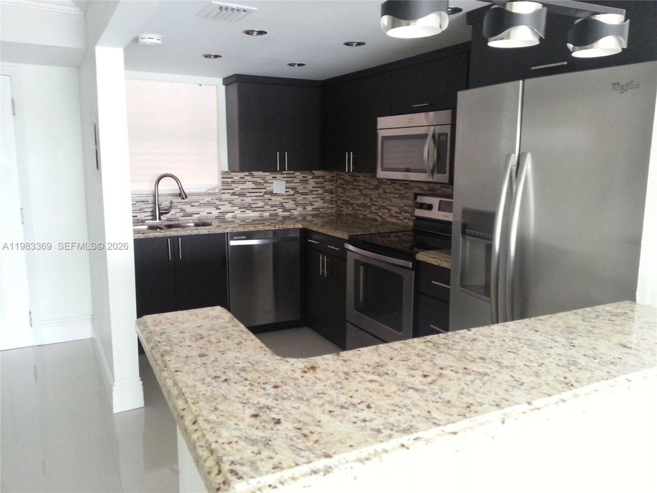 9351 Fontainebleau Blvd , Unit B415, Miami, FL 33172 Photo