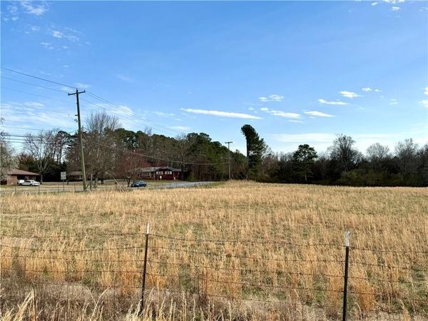 1125 Dews Pond Road, Calhoun, GA 30701