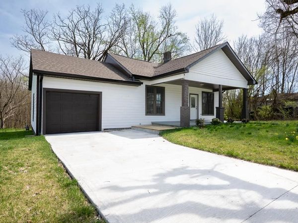 469 Main, Cookeville, TN 38506