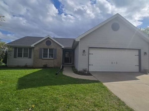 304 School Road, Cottage Grove, WI 53527