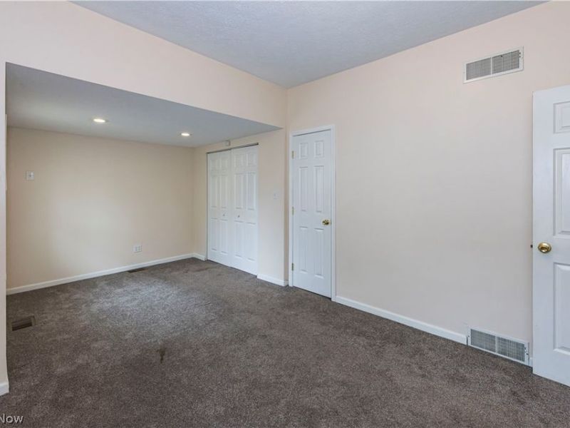 475 Sullivan Avenue, Akron, OH 44305 Photo 16