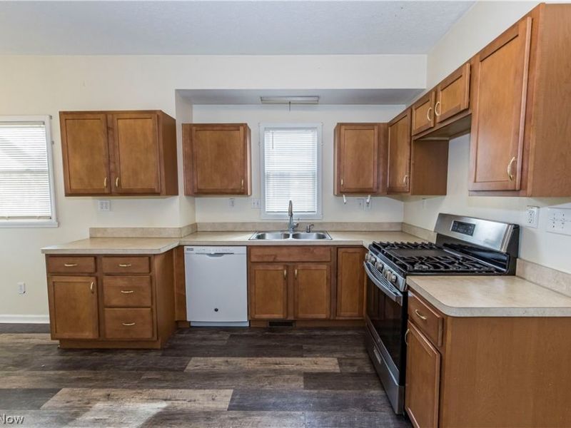 475 Sullivan Avenue, Akron, OH 44305 Photo 7