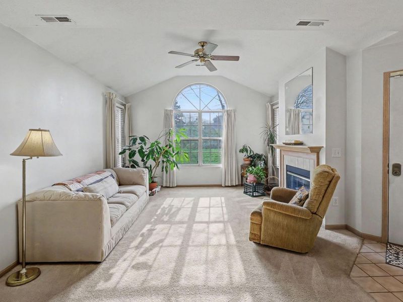 403 Windemere Circle, Westerville, OH 43082 Photo 4