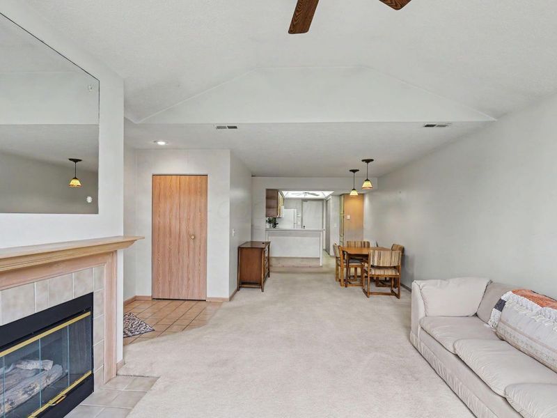 403 Windemere Circle, Westerville, OH 43082 Photo 7