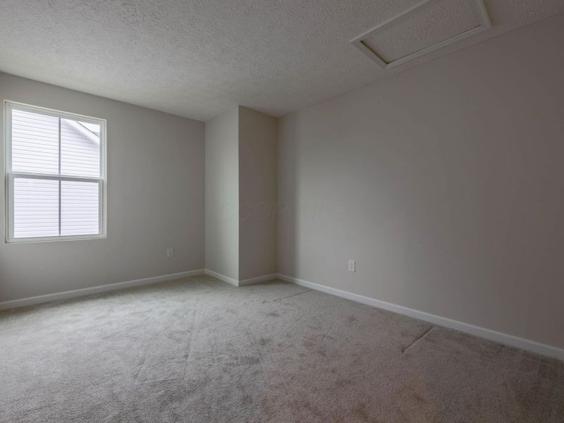 8657 Greengate Boulevard, Canal Winchester, OH 43110 Photo 12