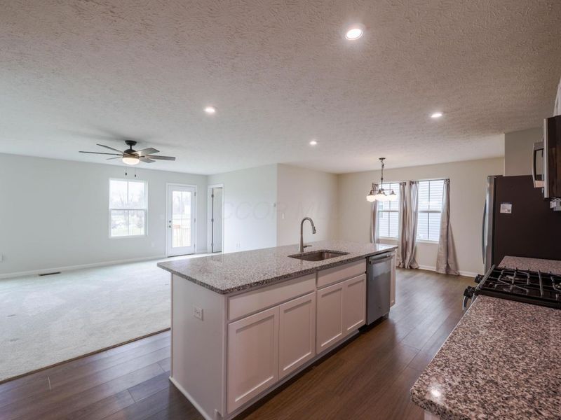 8657 Greengate Boulevard, Canal Winchester, OH 43110 Photo 31