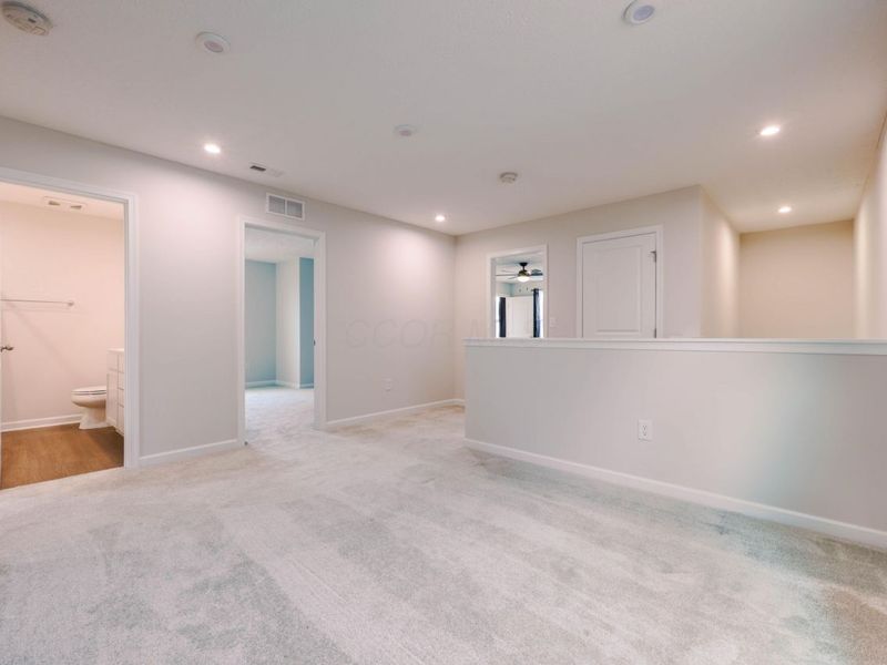 8657 Greengate Boulevard, Canal Winchester, OH 43110 Photo 6