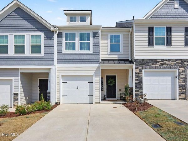 19 Clear Bead Court, Clayton, NC 27527