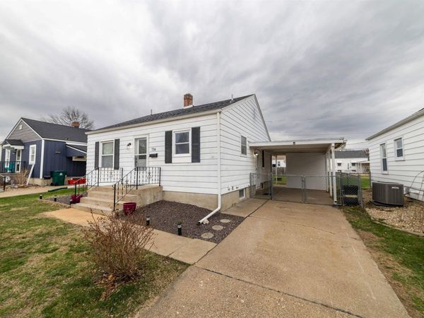 716 OAKLAND Avenue, Quincy, IL 62301