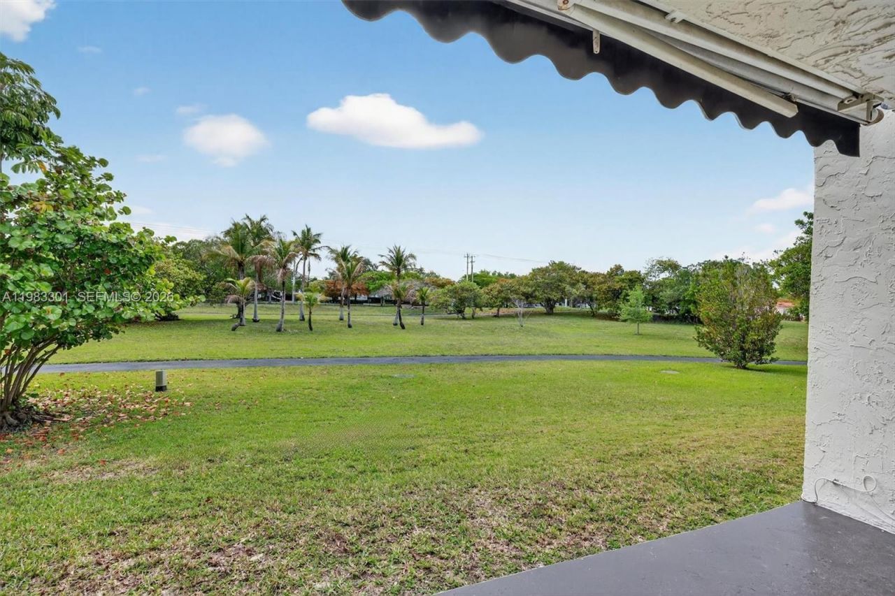 6190 SW 90th Ct , Unit 1K, Miami, FL 33173 Photo