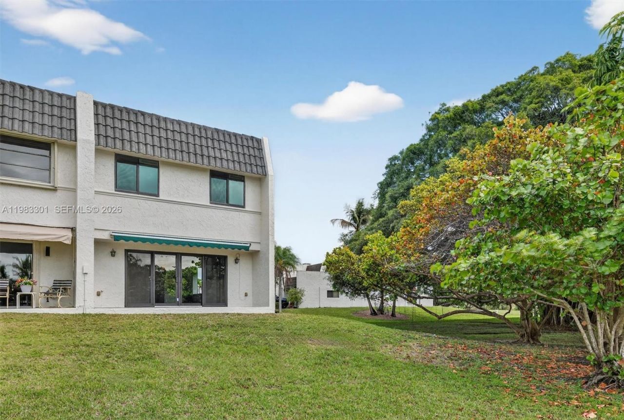 6190 SW 90th Ct , Unit 1K, Miami, FL 33173 Photo