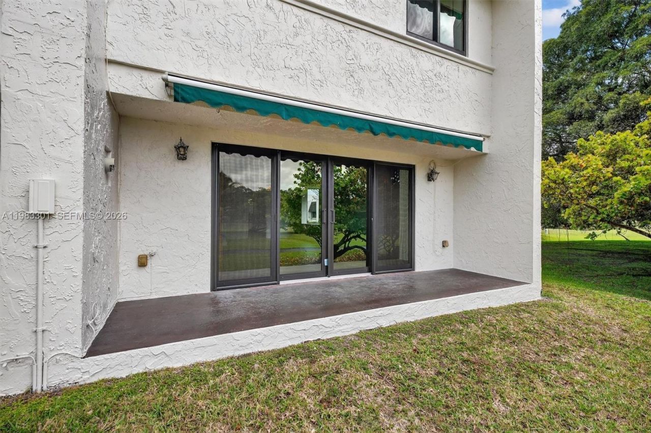 6190 SW 90th Ct , Unit 1K, Miami, FL 33173 Photo