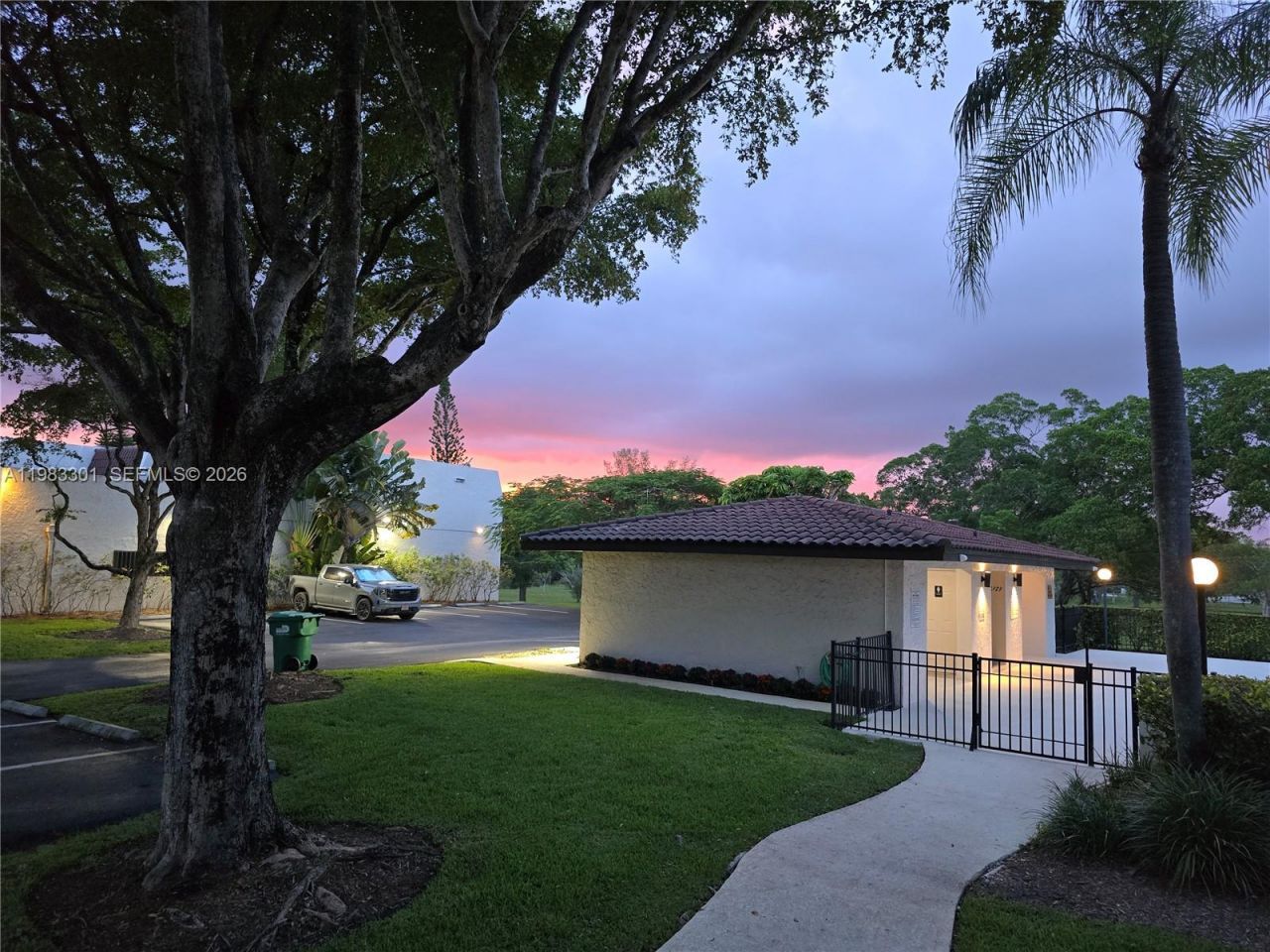 6190 SW 90th Ct , Unit 1K, Miami, FL 33173 Photo