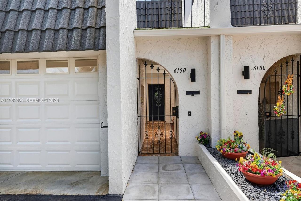 6190 SW 90th Ct , Unit 1K, Miami, FL 33173 Photo