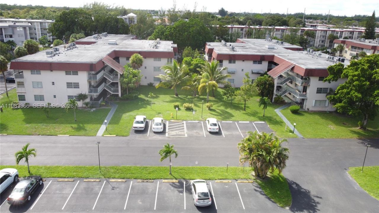 3061 NW 47th Ter , Unit 226A, Lauderdale Lakes, FL 33313 Photo