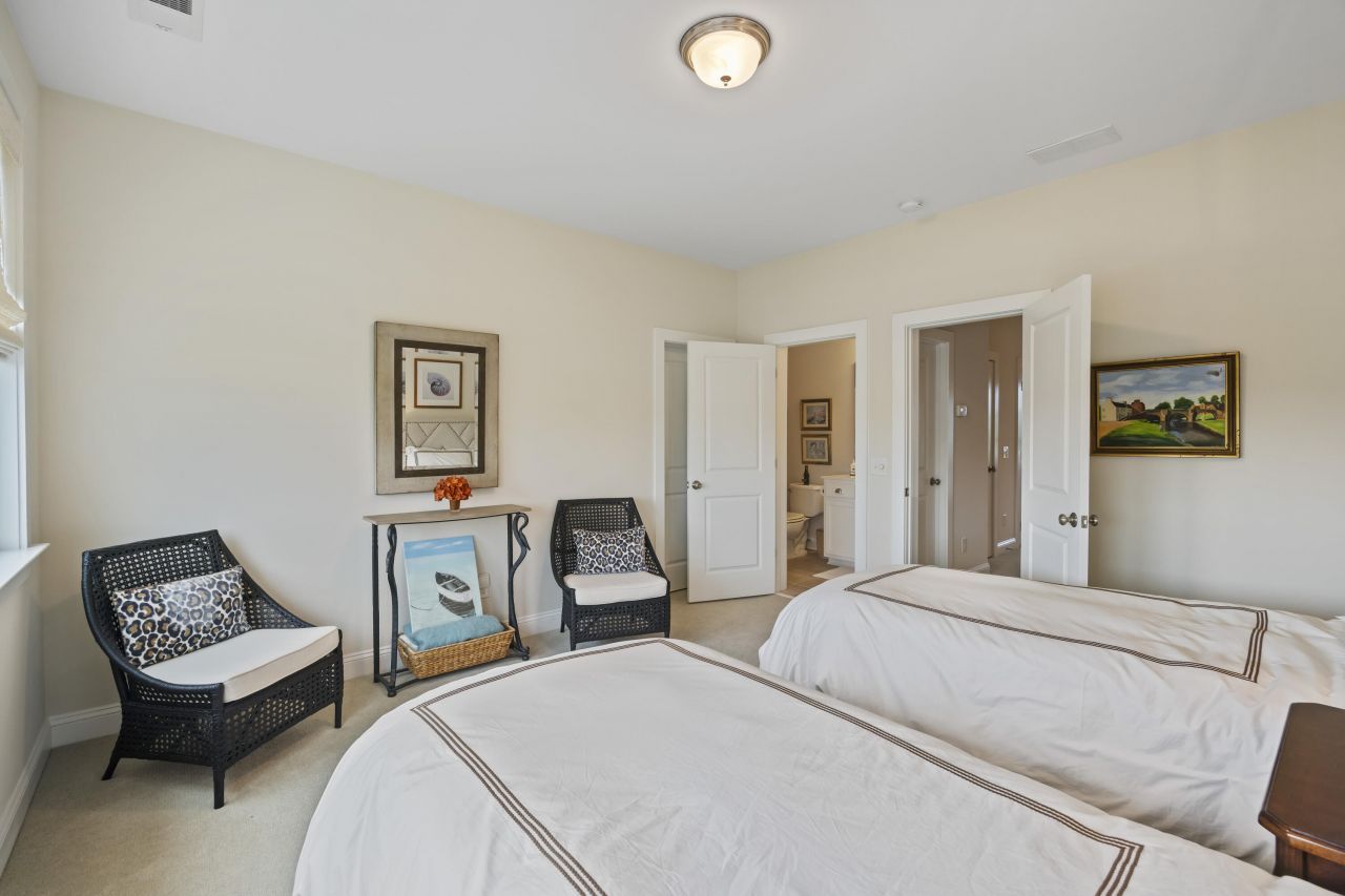 2635 Townsend Place Photo 32