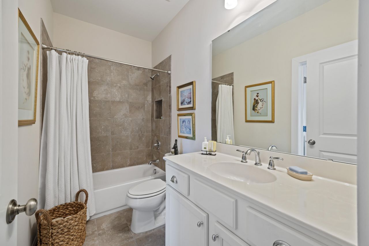 2635 Townsend Place Photo 37