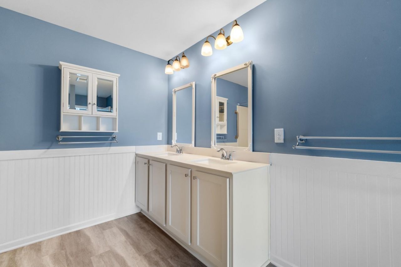 1100 Donald St. Photo 18