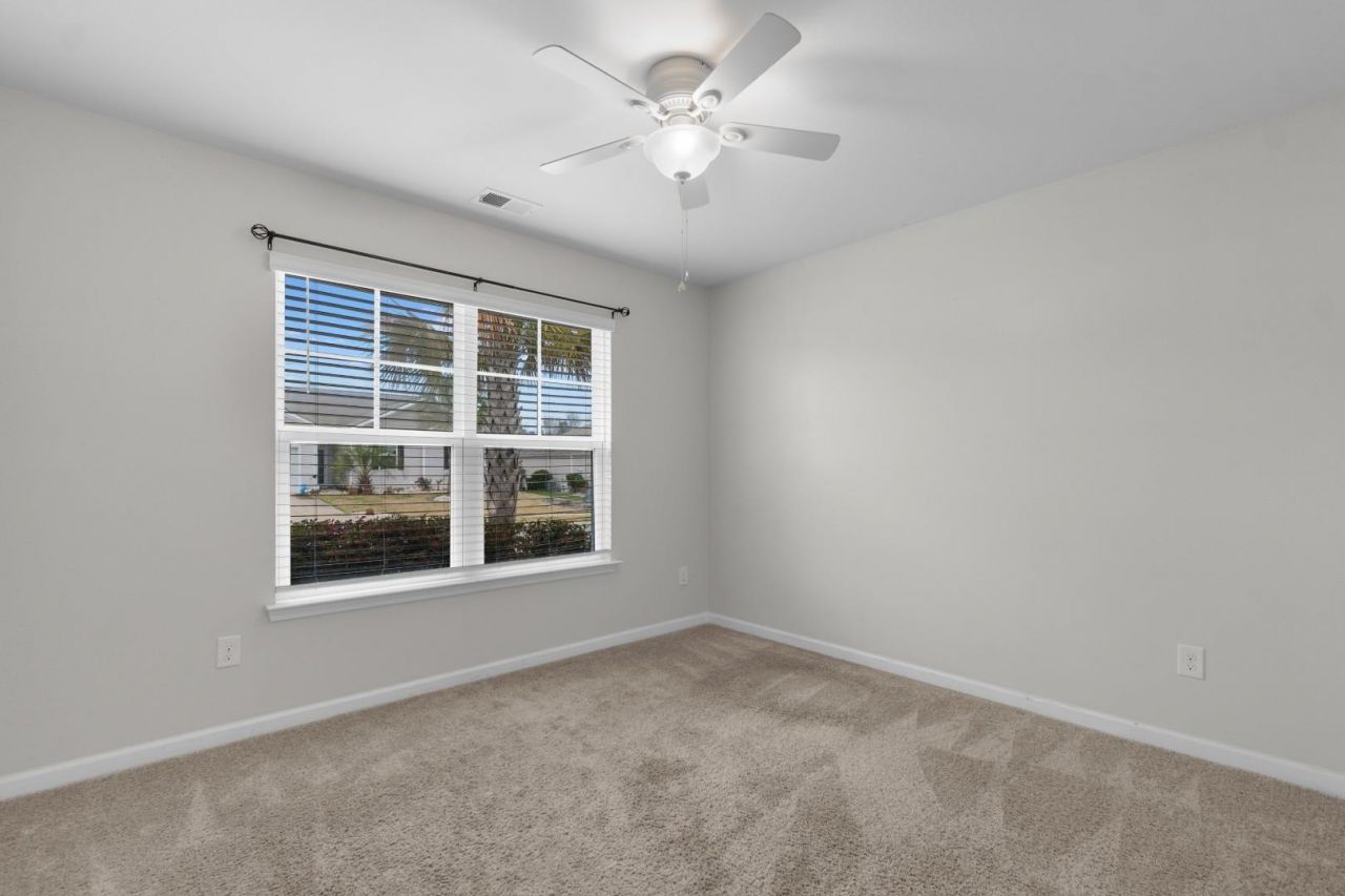 1100 Donald St. Photo 21