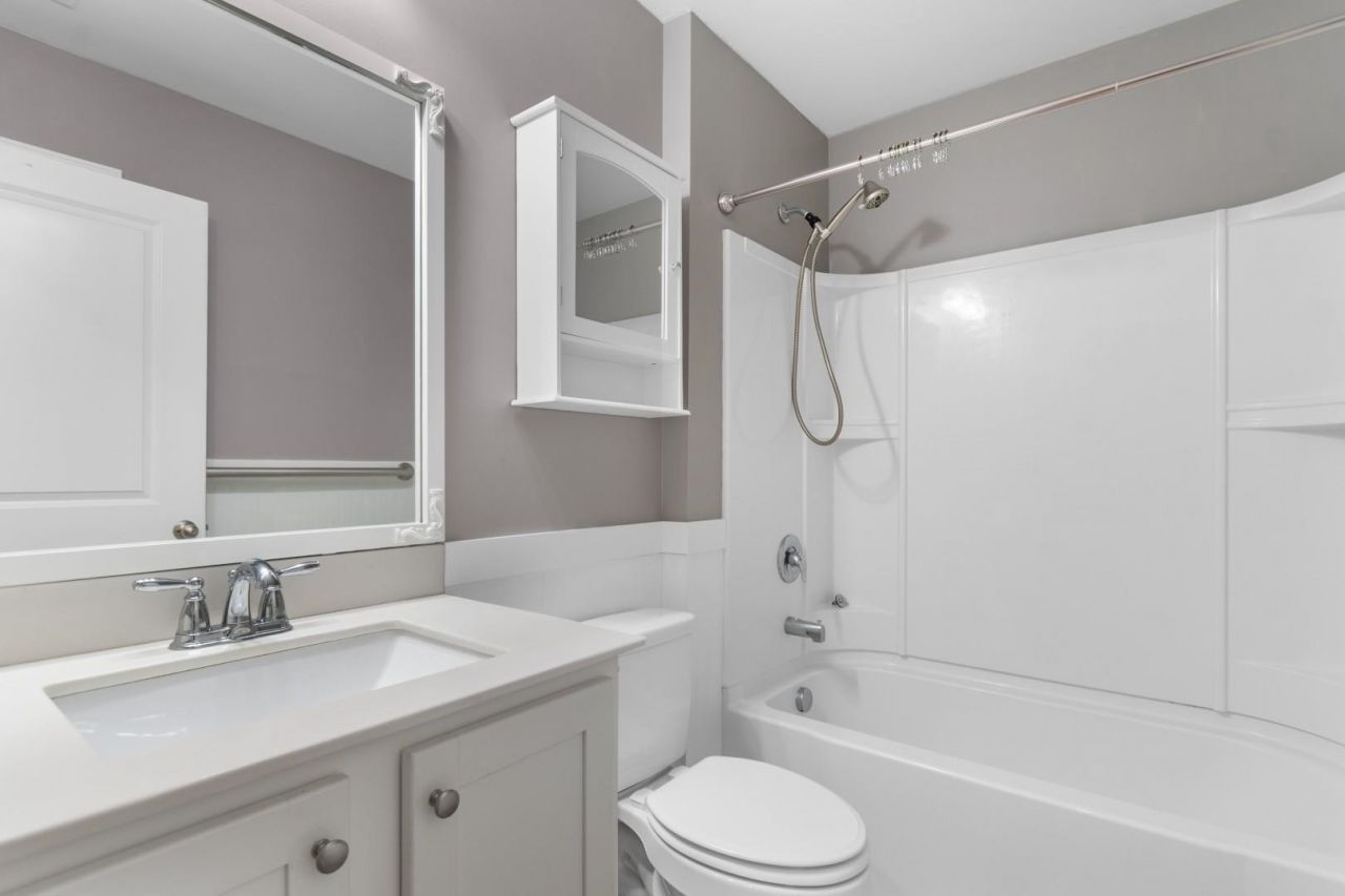 1100 Donald St. Photo 24