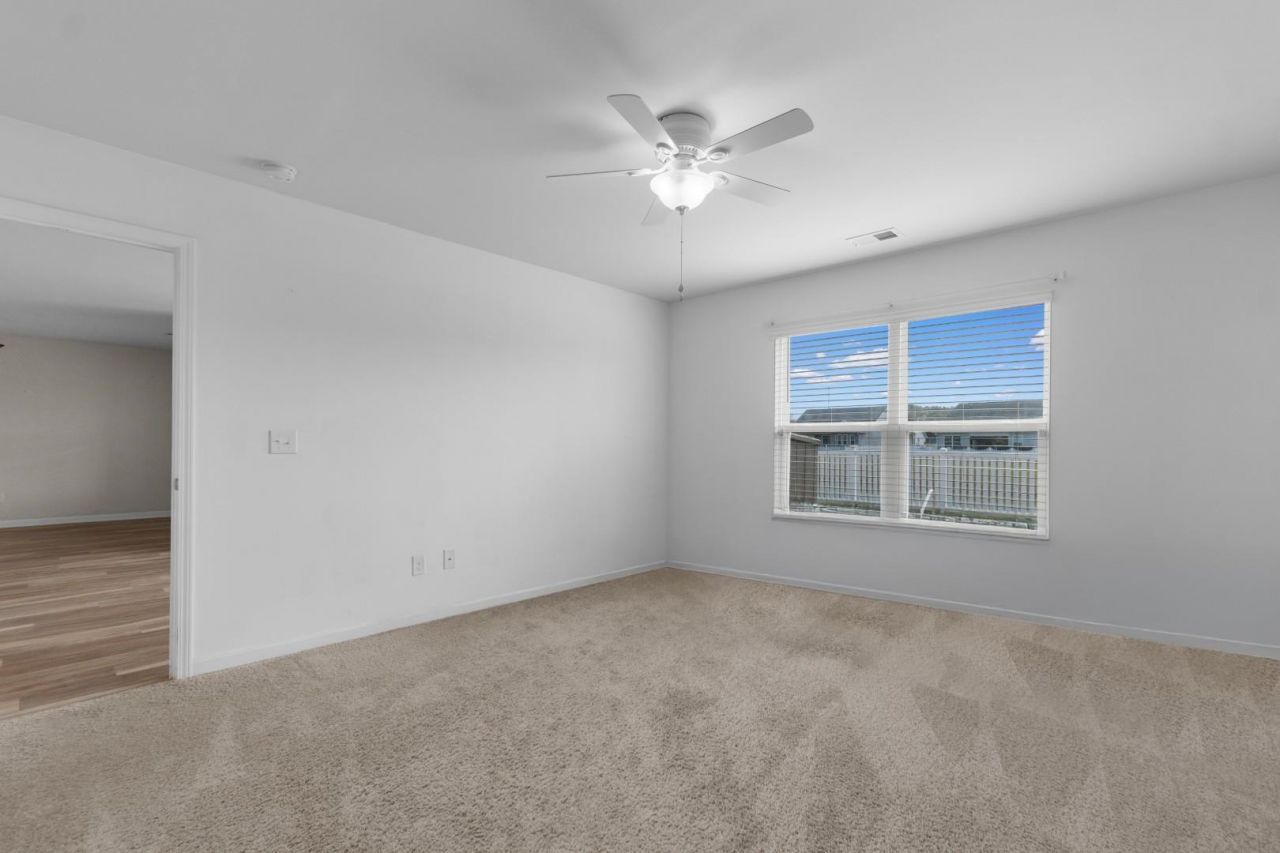 1100 Donald St. Photo 27