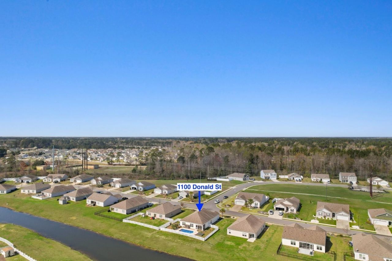 1100 Donald St. Photo 35