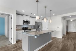 1100 Donald St. photo 4