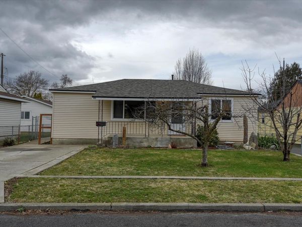 4203 N Martin St, Spokane, WA 99207