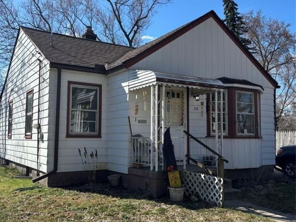 2218 Kentucky Avenue, Flint, MI 48506