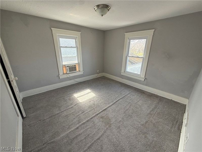 632 Roscoe Avenue, Akron, OH 44306 Photo 6