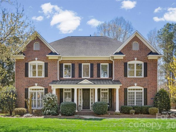 17142 Harcombe Drive, Charlotte, NC 28277